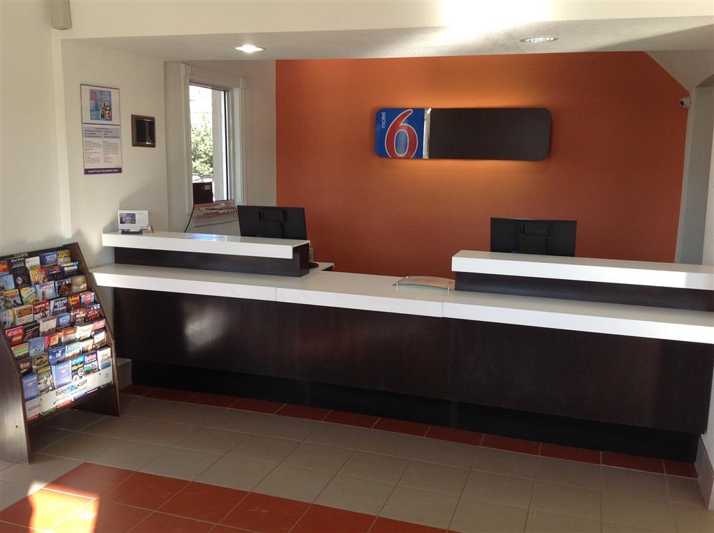 Motel 6-Wichita Falls, Tx - North Interior photo