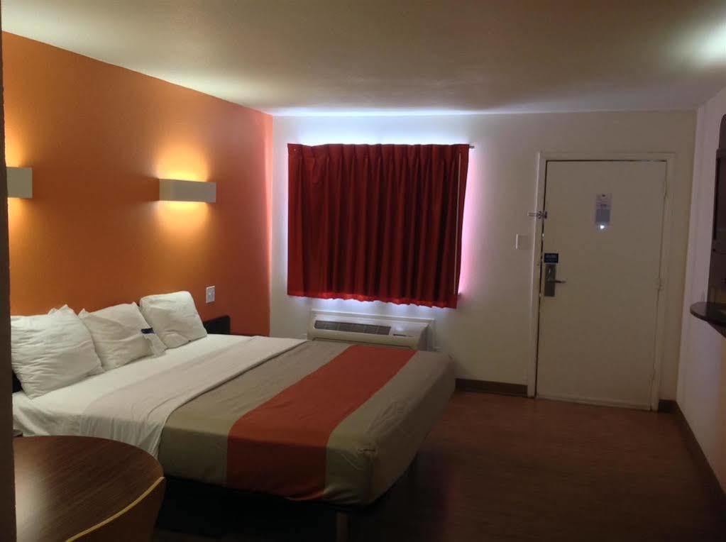 Motel 6-Wichita Falls, Tx - North Exterior photo